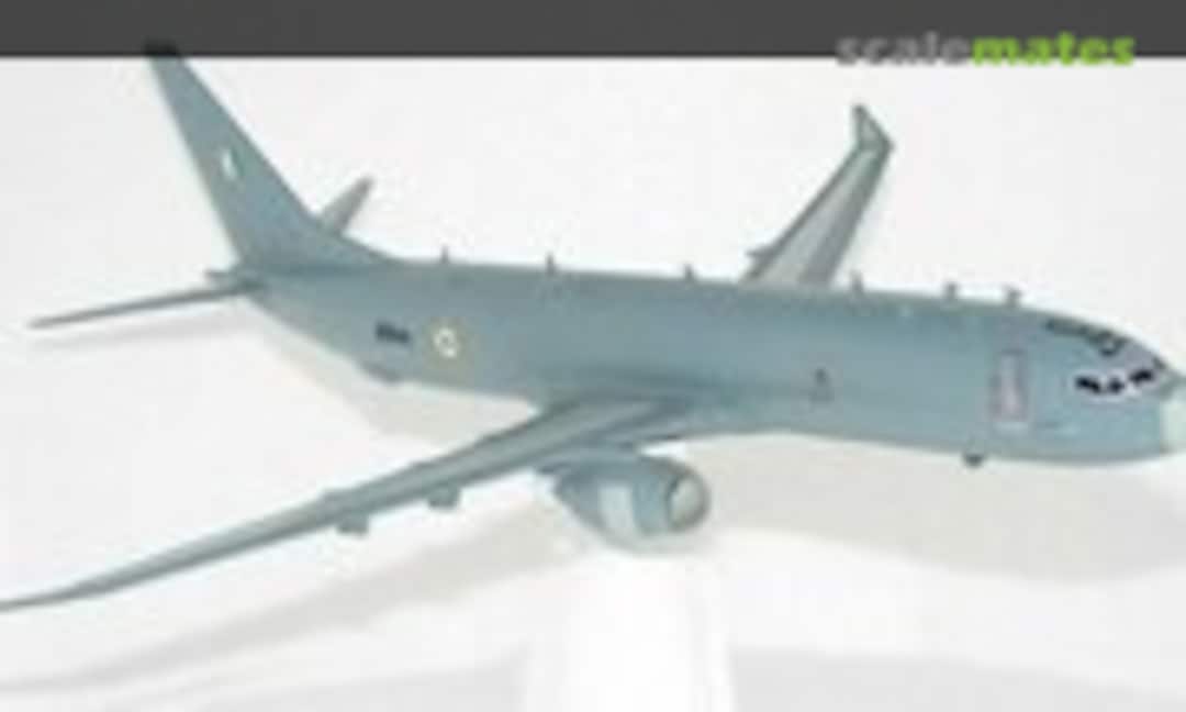 Boeing P-8 Poseidon 1:144
