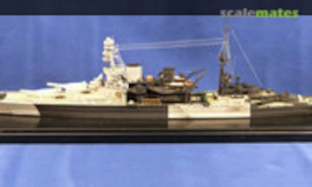 HMS Repulse 1:700