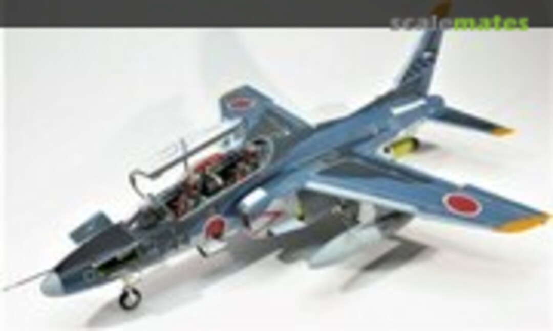 Kawasaki T-4 1:48