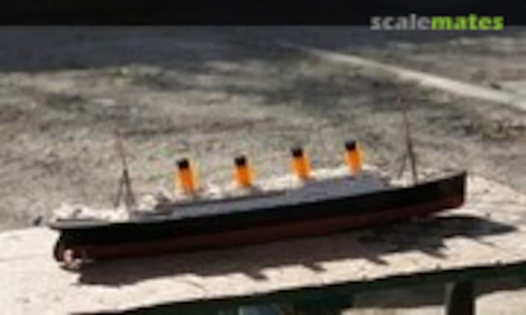 RMS Titanic 1:400