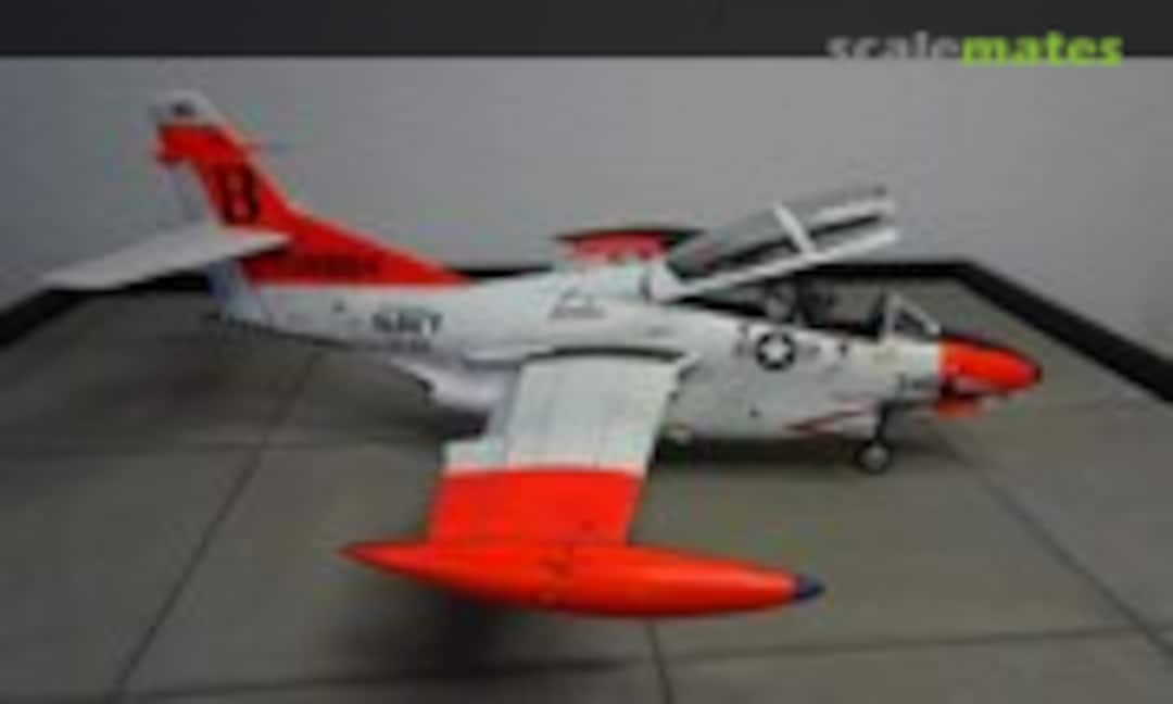 North American T-2C Buckeye 1:72