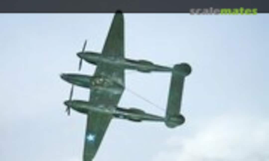 Lockheed P-38J Lightning 1:144