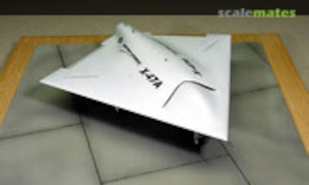 Northrop-Grumman X-47A Pegasus 1:72