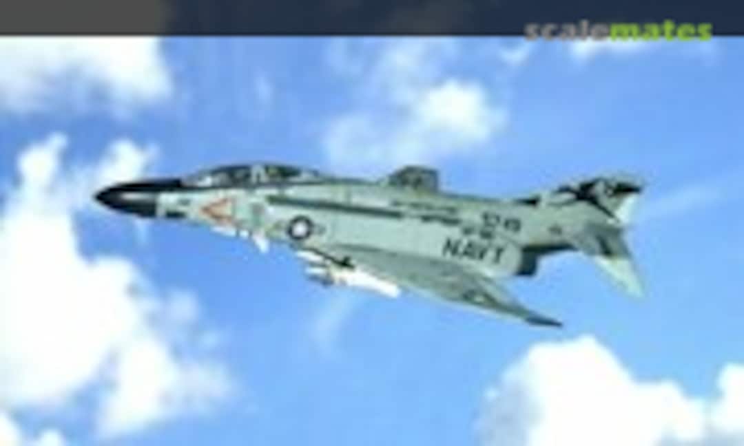 McDonnell Douglas F-4J Phantom II 1:144