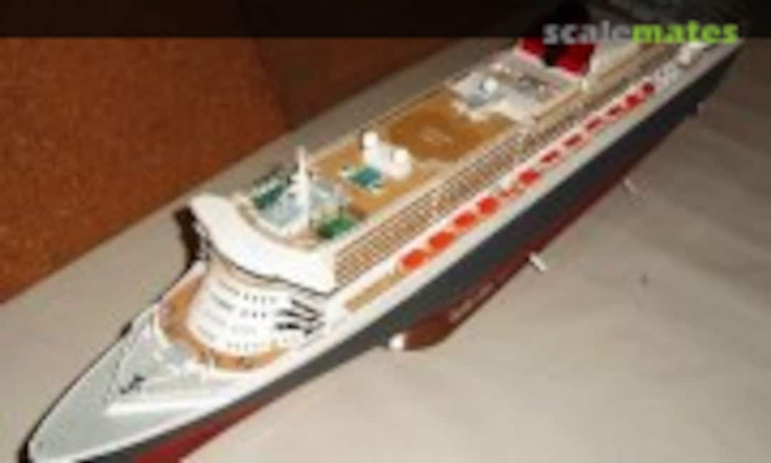 Queen Mary 2 1:400
