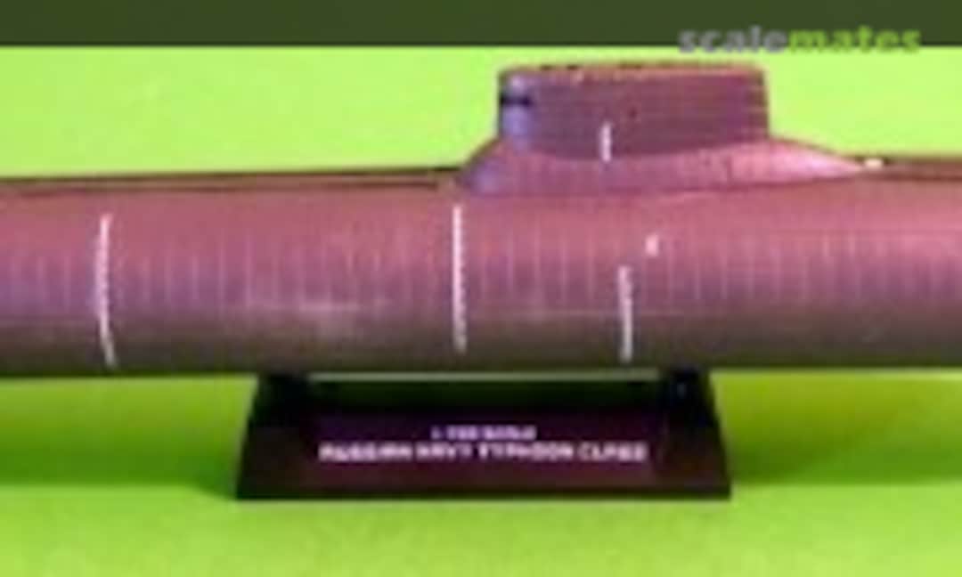SSBN Typhoon-Class 1:700