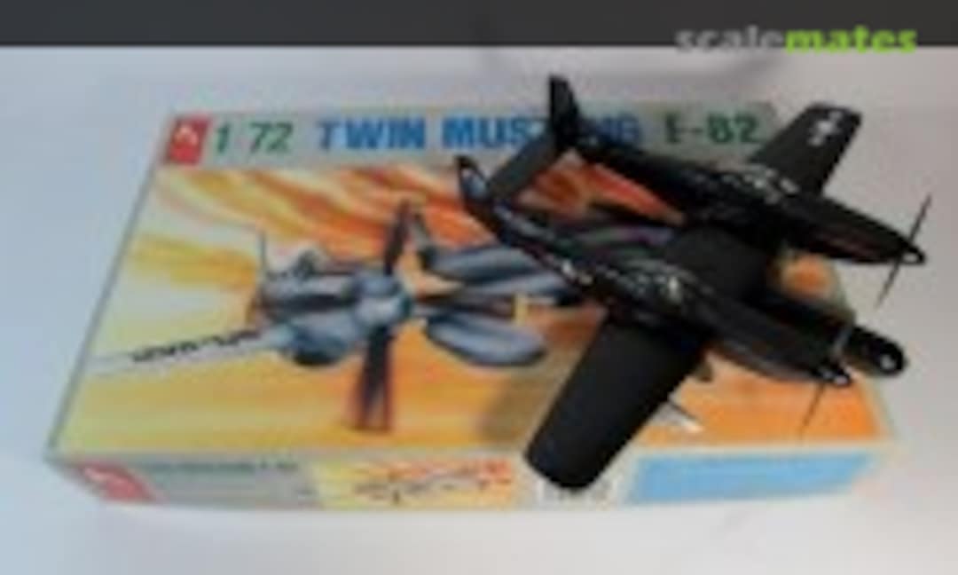 F-82 Twin Mustang 1:72