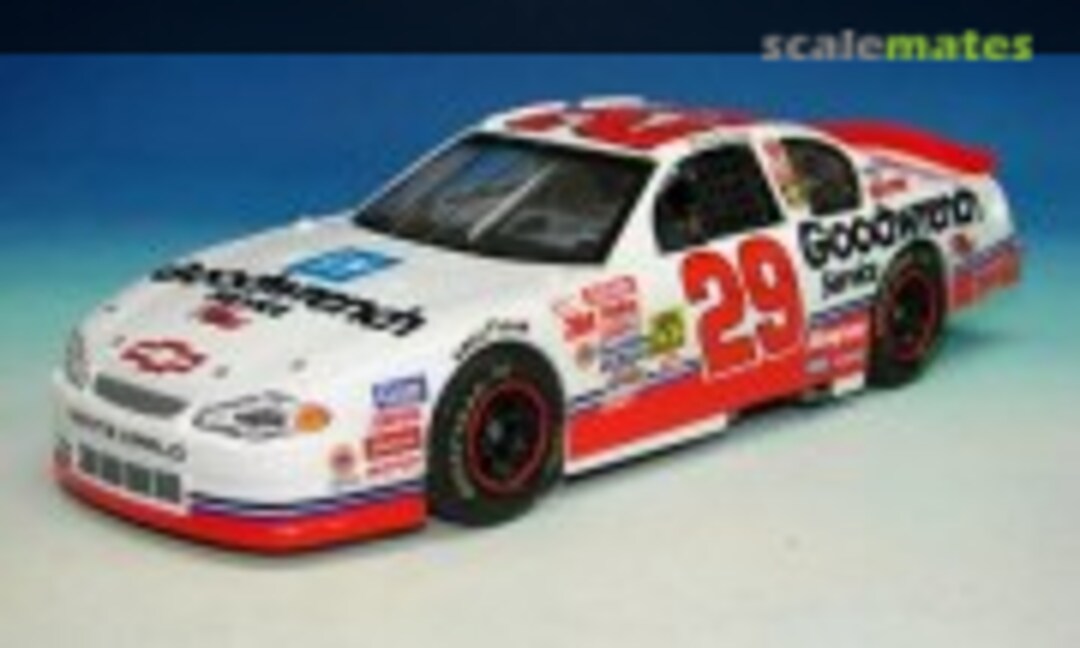 2001 Chevrolet Monte Carlo 1:24