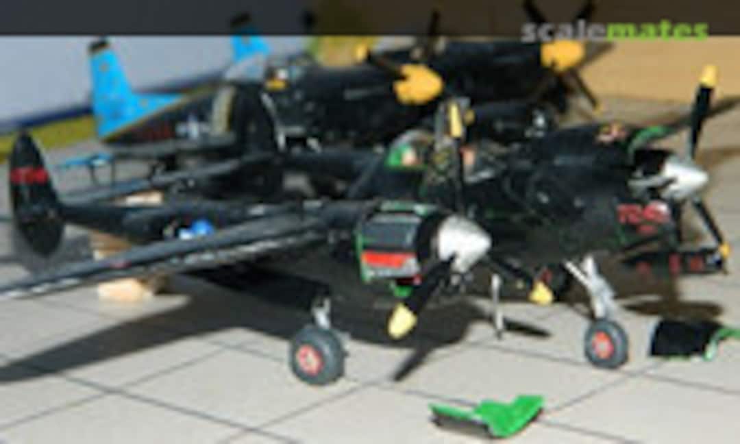 Lockheed P-38M Lightning 1:72