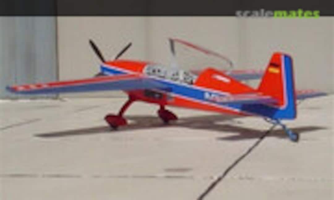 Extra 300 1:72