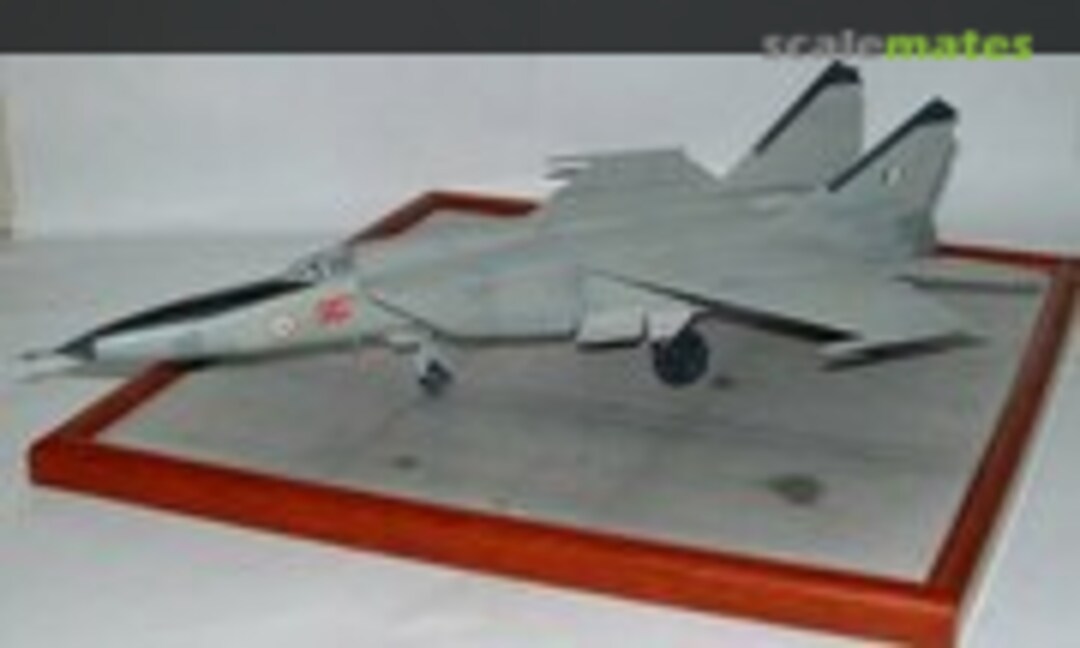 Mikoyan-Gurevich MiG-25RBSh Foxbat-D 1:72