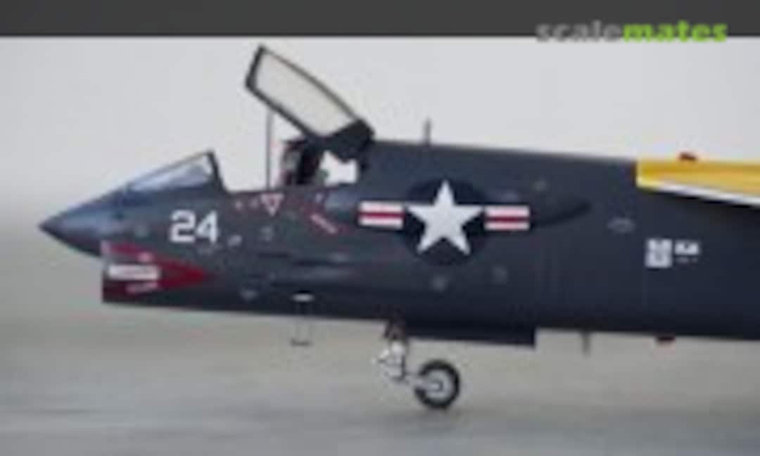 1/48 Monogram DF-8A Crusader conversion 1:48