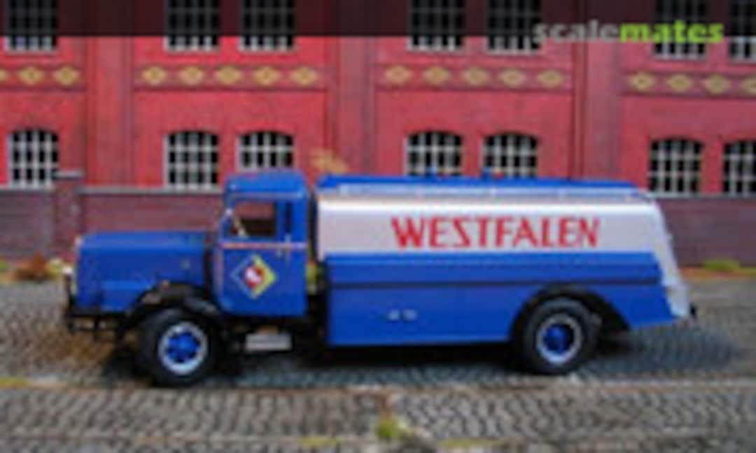 Büssing 8000 Tankwagen Westfalen 1:24