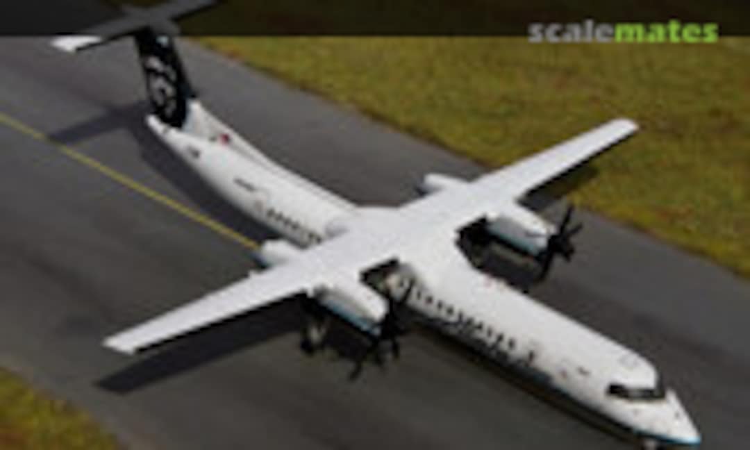Bombardier Dash 8Q-400 1:144