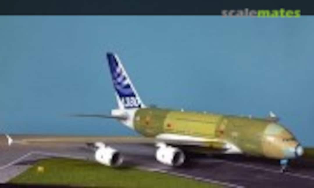 Airbus A380 grundiert 1:144