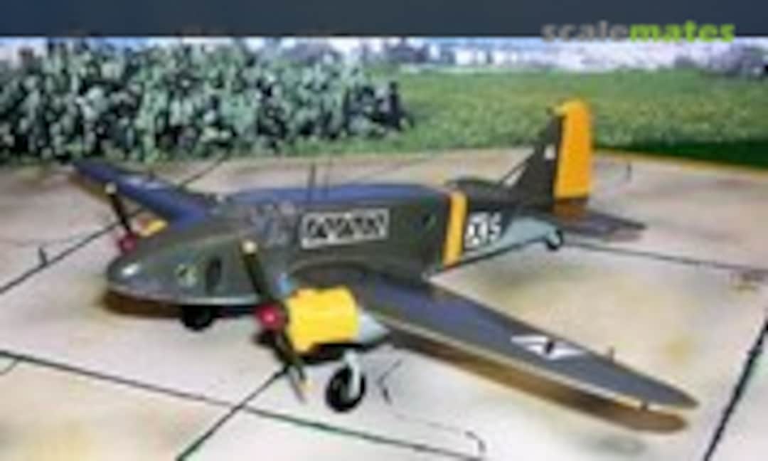 Caproni CA.309 1:72
