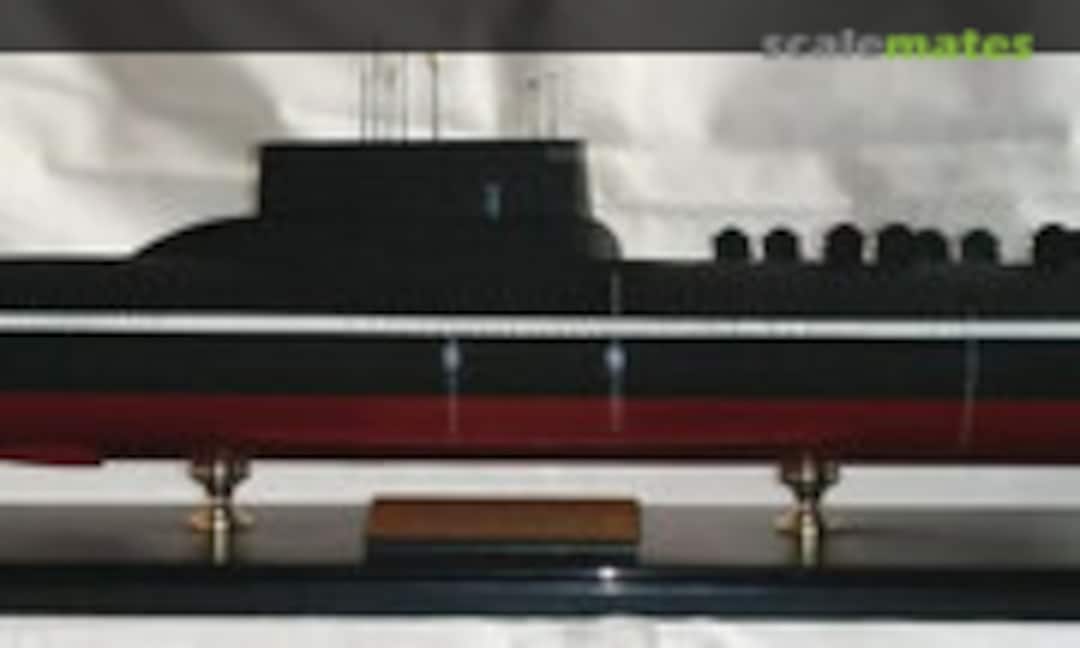 Submarine Typhoon-Class 1:350
