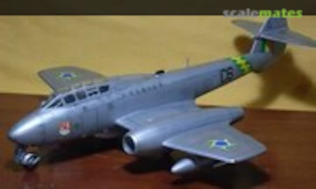 Gloster Meteor T Mk.7 1:48