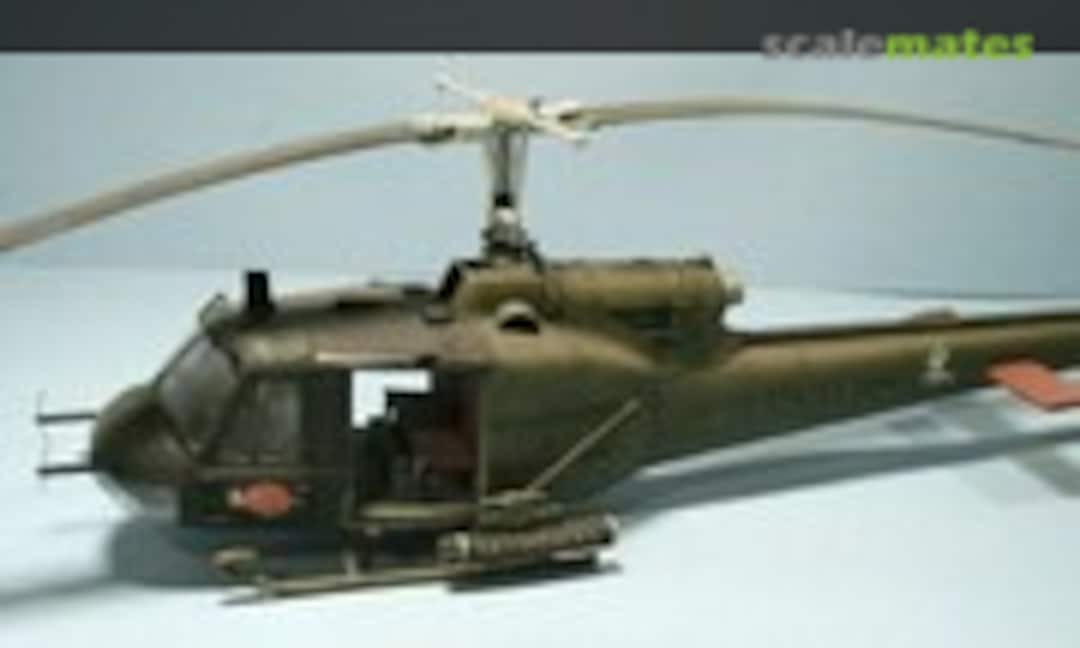 Bell UH-1B Huey 1:35