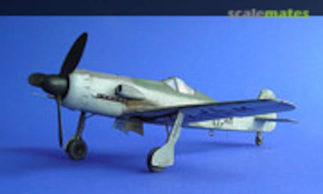 Focke-Wulf Ta 152 V7 1:48
