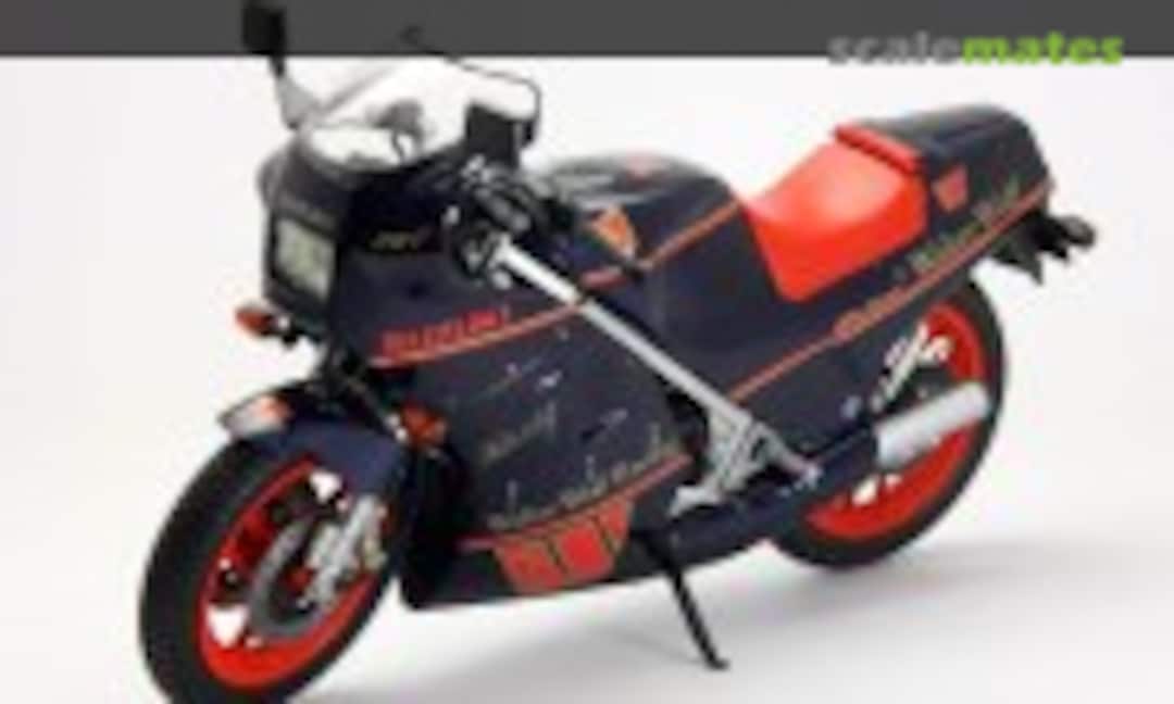 Suzuki RG250 1:12