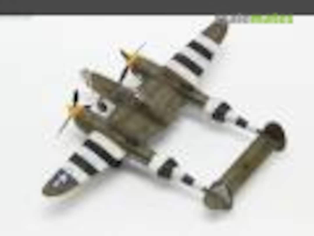 Lockheed P-38J Lightning 1:72