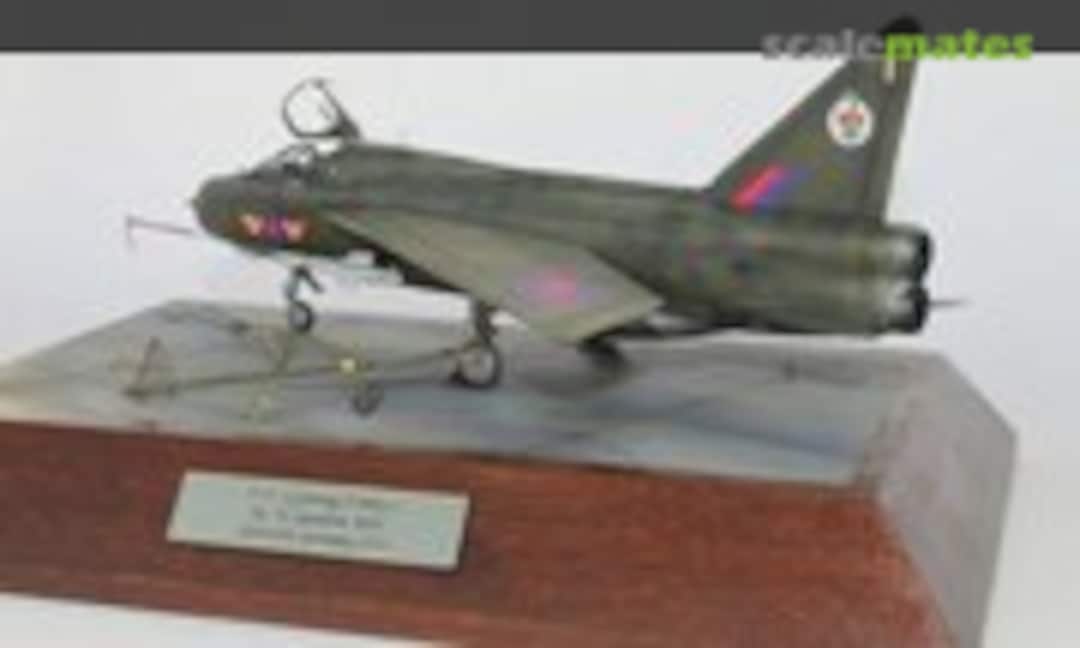 English Electric Lightning T.4 1:72