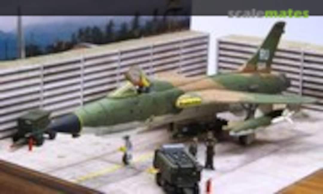 Republic F-105D Thunderchief 1:144