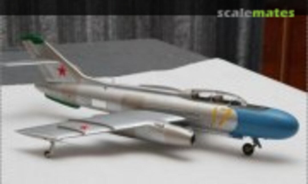 Yakovlev Yak-25 Flashlight 1:48