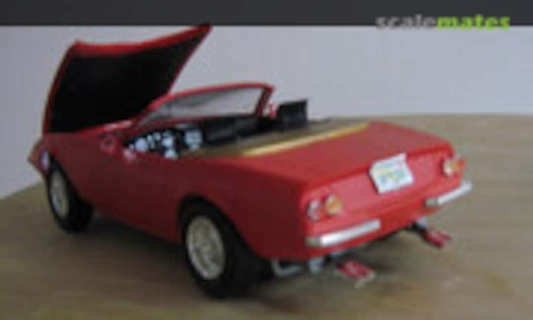 Ferrari 365 Daytona Spider 1:24