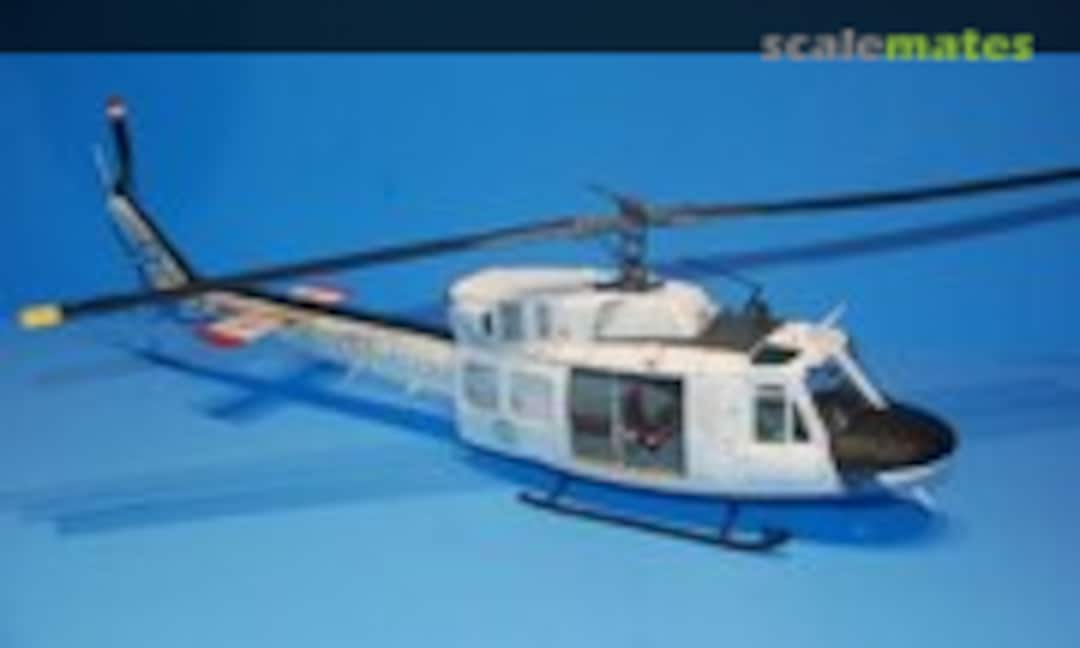 CH-135 Twin Huey (UH-1N) 1:32