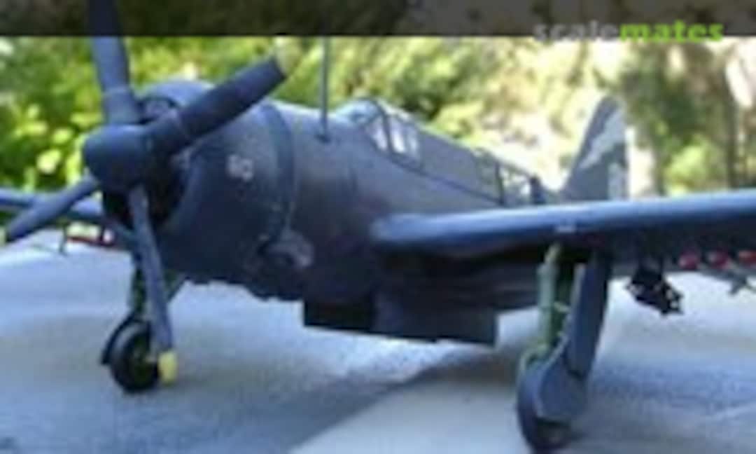 Curtiss SB2C Helldiver 1:48