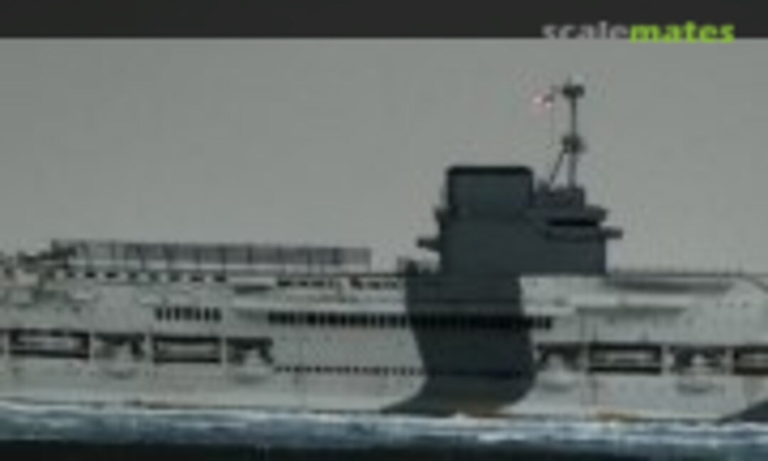 HMS Glorious 1:700