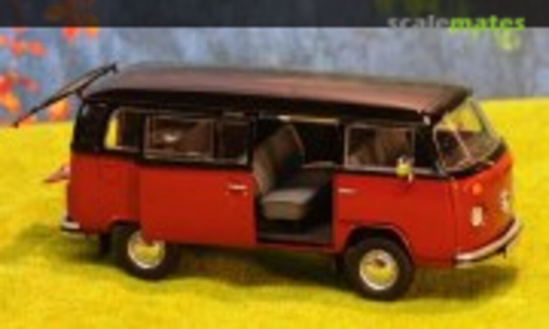 VW Typ 2 T2b Bus 1:24