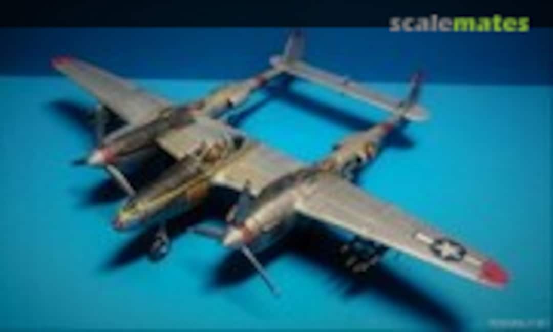 Lockheed P-38 Lightning 1:72
