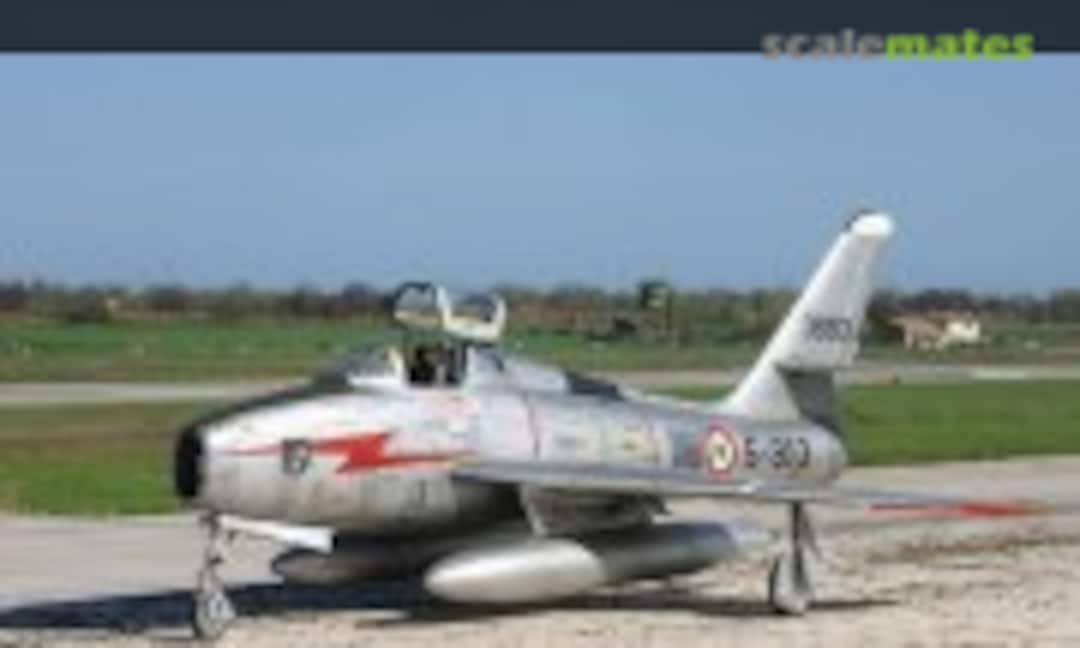 Republic F-84F Thunderstreak 1:32