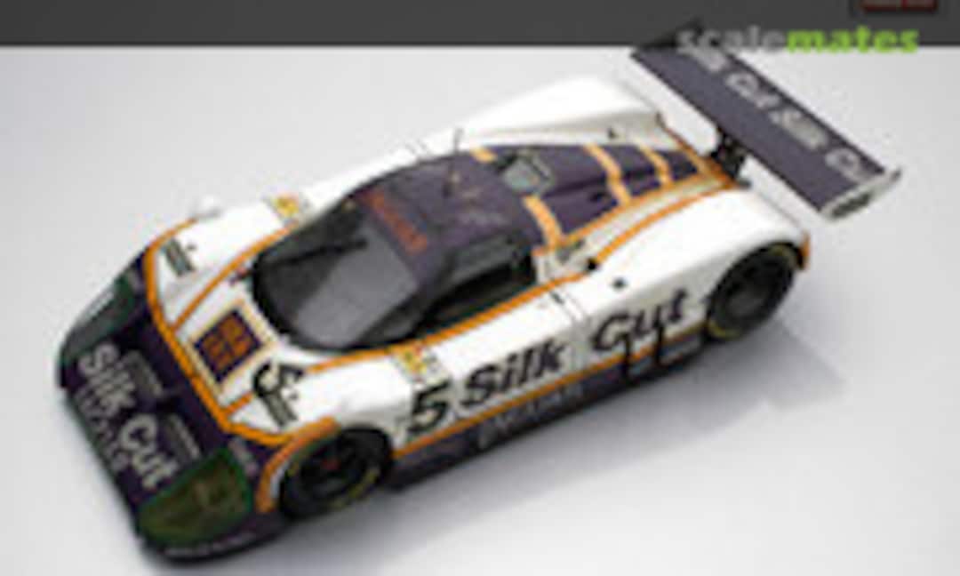 Jaguar XJR-8 1:24