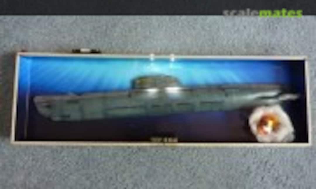 U 2540 auf Tauchfahrt 1:144