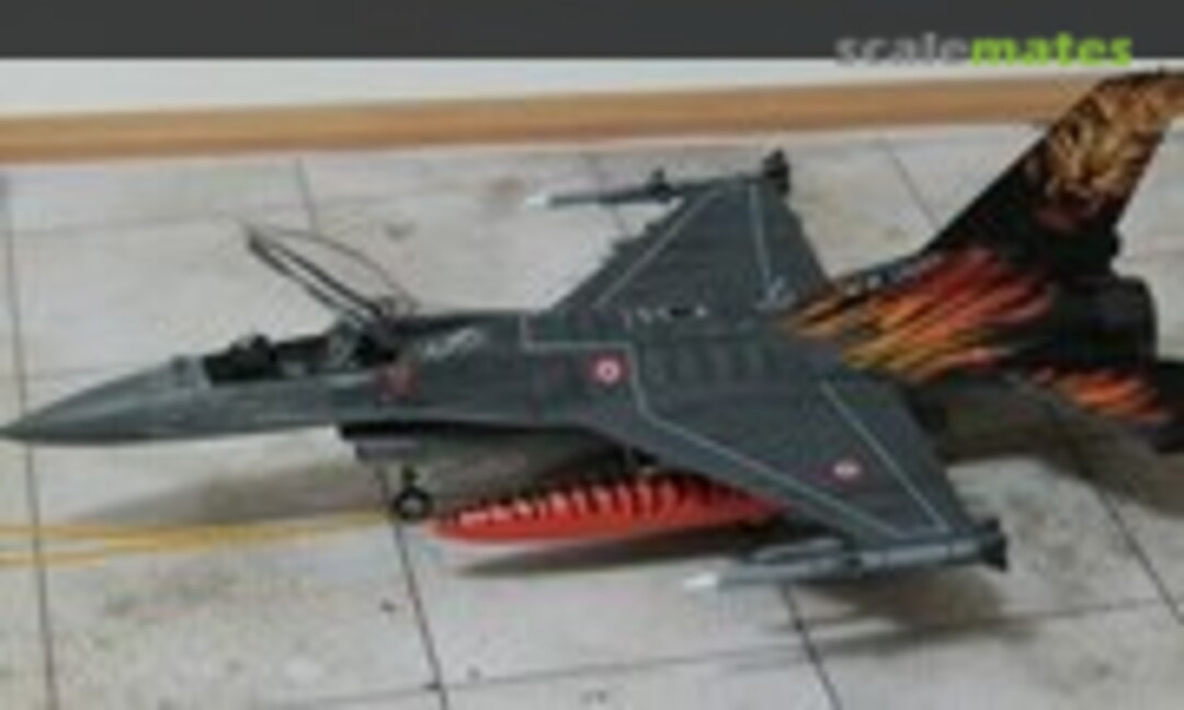 General Dynamics F-16C Fighting Falcon 1:72