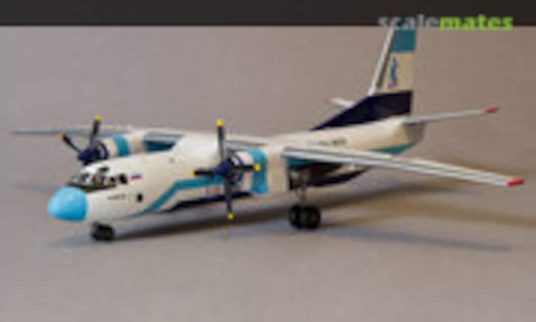 Antonov An-26 1:144