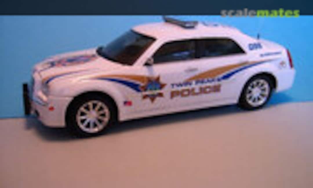 2005 Chrysler 300c 1:25