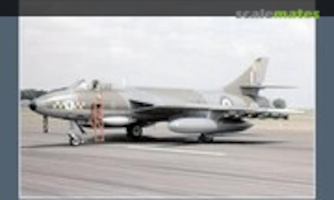 Hawker Hunter in RAF Service (AIRfile Publications 12)