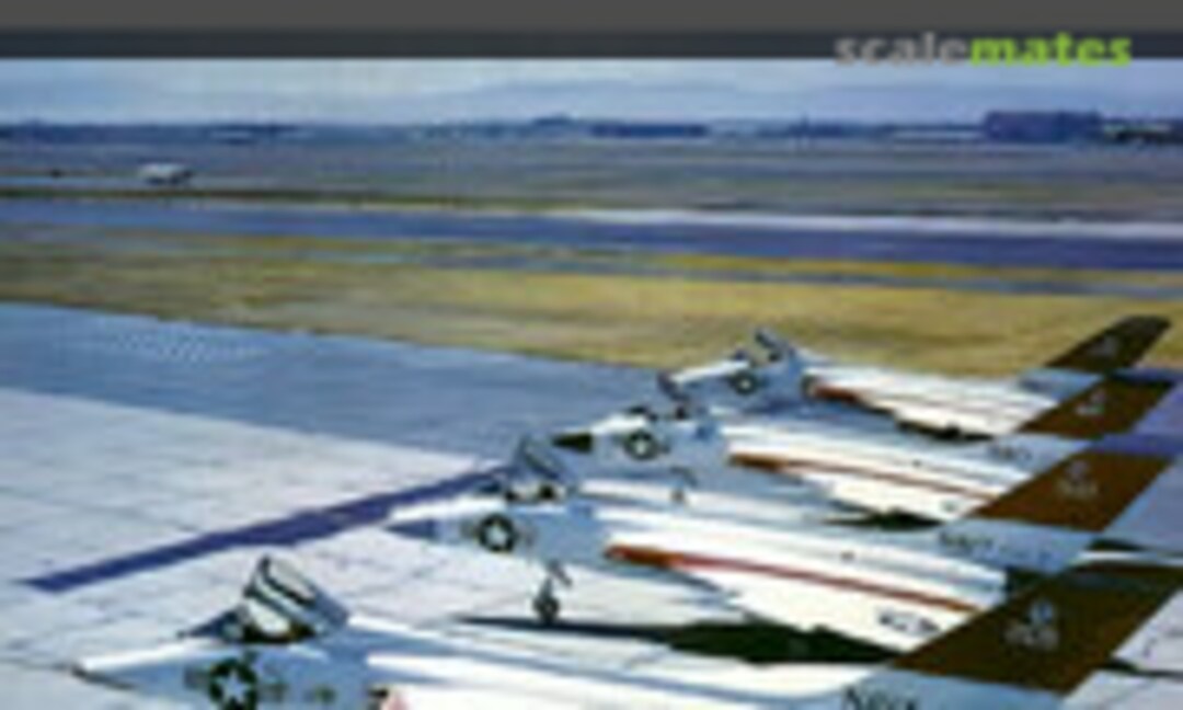 Douglas F5D-1 Skylancer (Ginter Books 35)