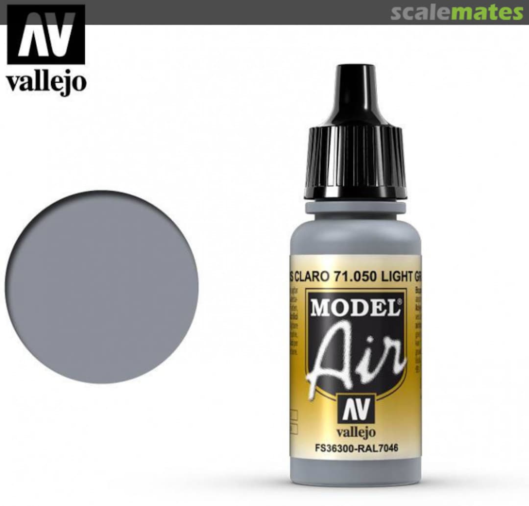 Boxart Light Gray - FS36300 - RAL 7046 71.050 Vallejo Model Air Boxart Light Gray - FS36300 - RAL 7046 71.050 Vallejo Model Air