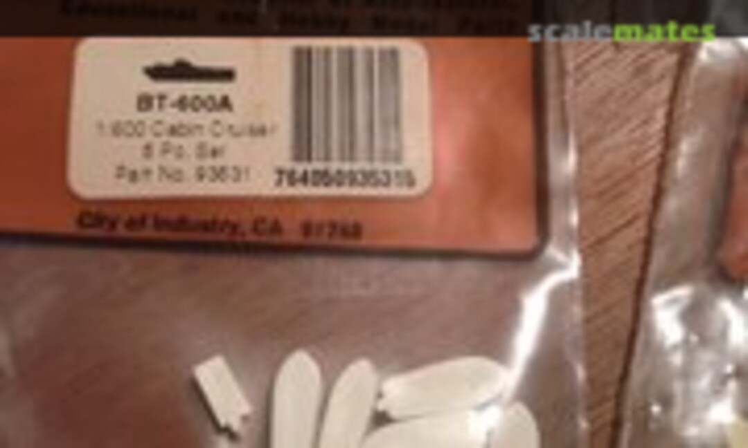 1:600 Cabin Cruiser 5 Pcs (Plastruct BT-600A)