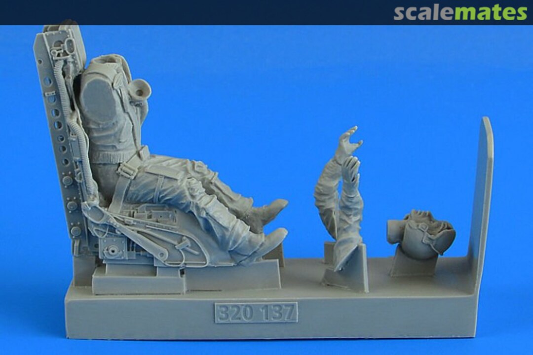 Boxart U.S.A.F. Fighter Pilot with ej. seat for F-104C/G Startfighter (C2 ej. seat) - Italeri - 320 137 Aerobonus Boxart U.S.A.F. Fighter Pilot with ej. seat for F-104C/G Startfighter (C2 ej. seat) - Italeri - 320 137 Aerobonus