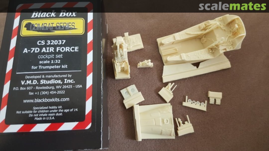 Boxart A-7D Air Force cockpit set CS32037 Black Box Boxart A-7D Air Force cockpit set CS32037 Black Box
