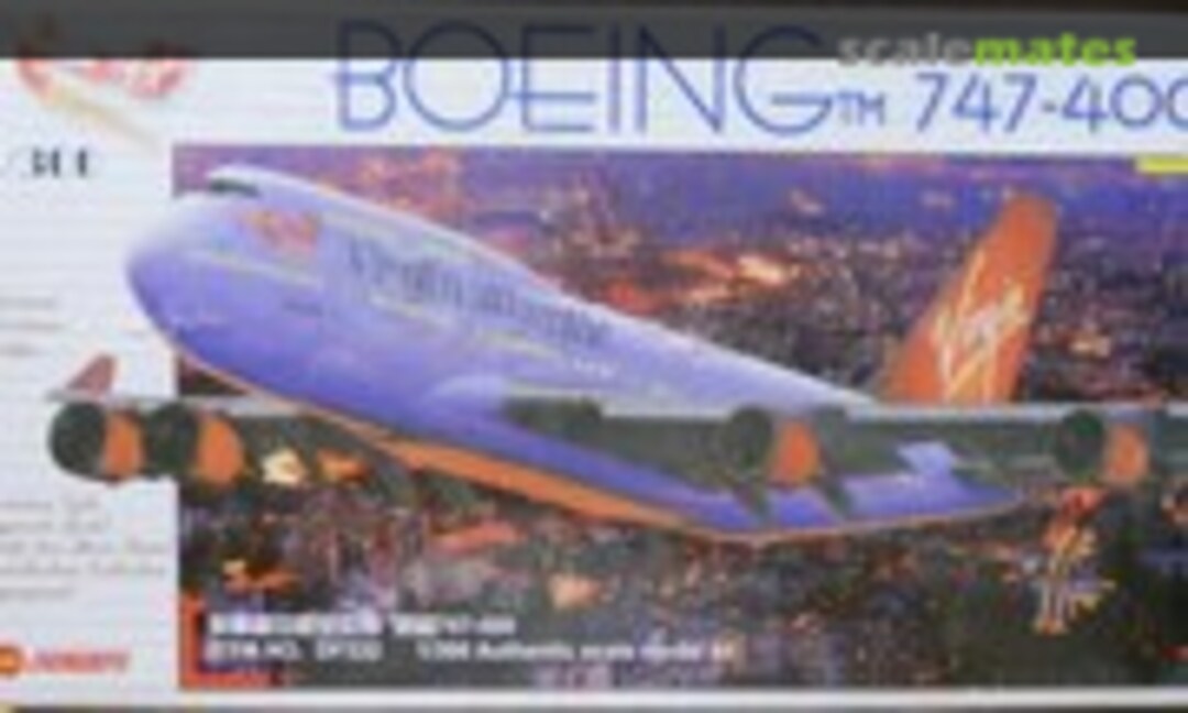 1:300 Boeing 747-400 (Zhengdefu DF332) DF332