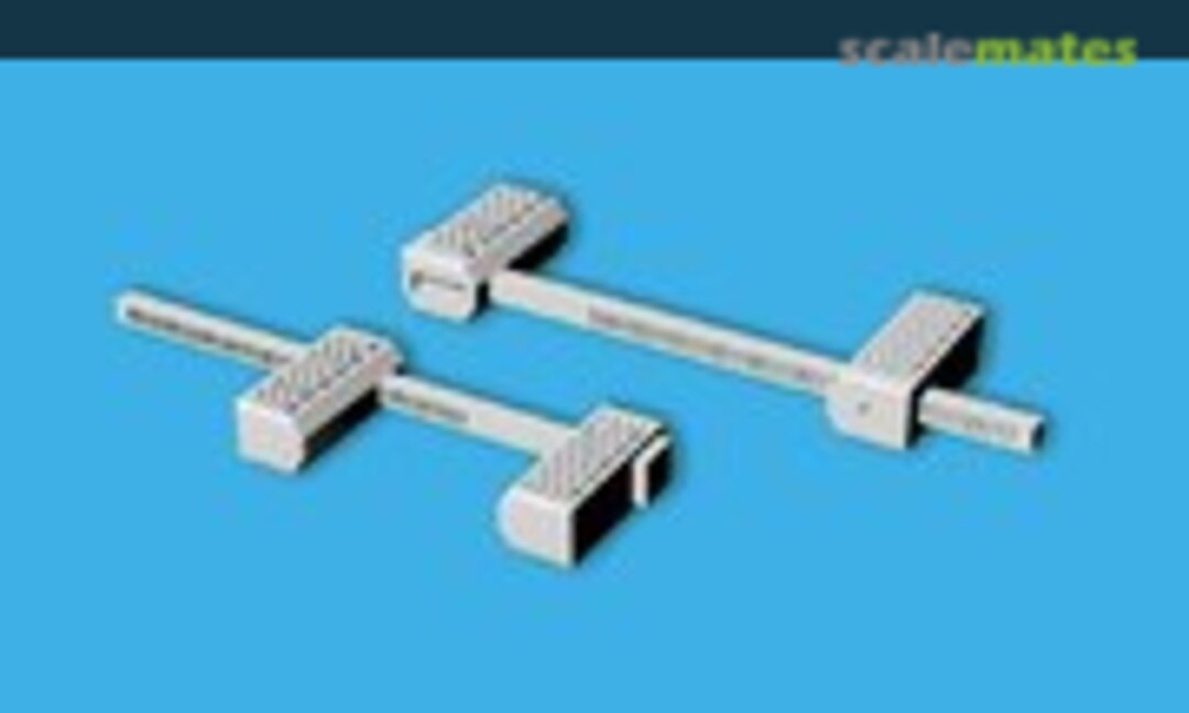 1:32 USN Chocks (Videoaviation.com 130732)