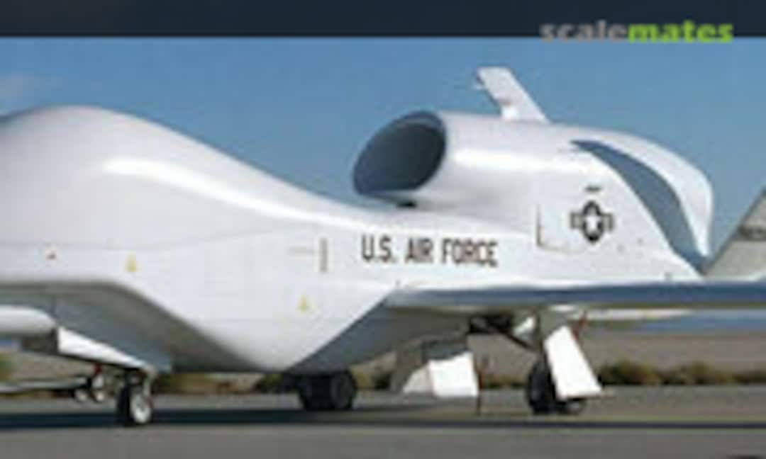 RQ-4 Global Hawk UAV (Unicraft Models 72172)